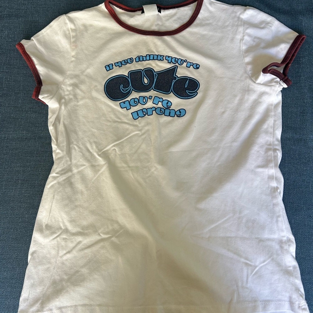 Trendy White and Red Graphic Tee